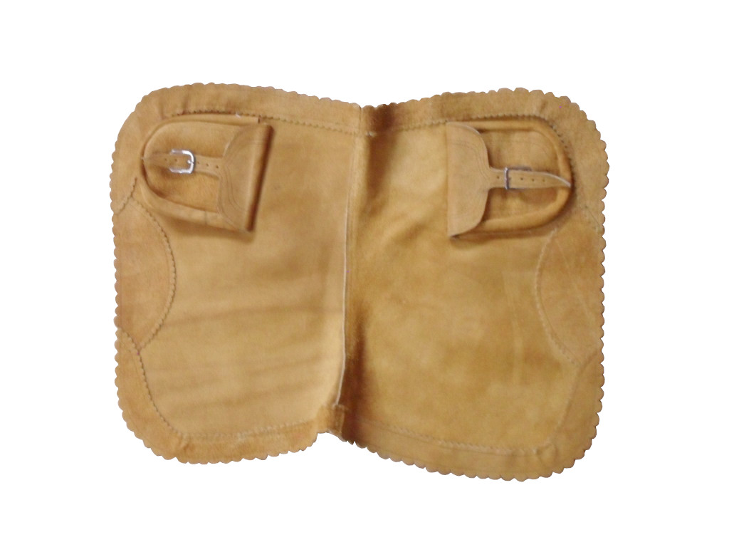 Cód 2742 Baldrana de Camurça Crioula com bolso com Detalhe Lateral